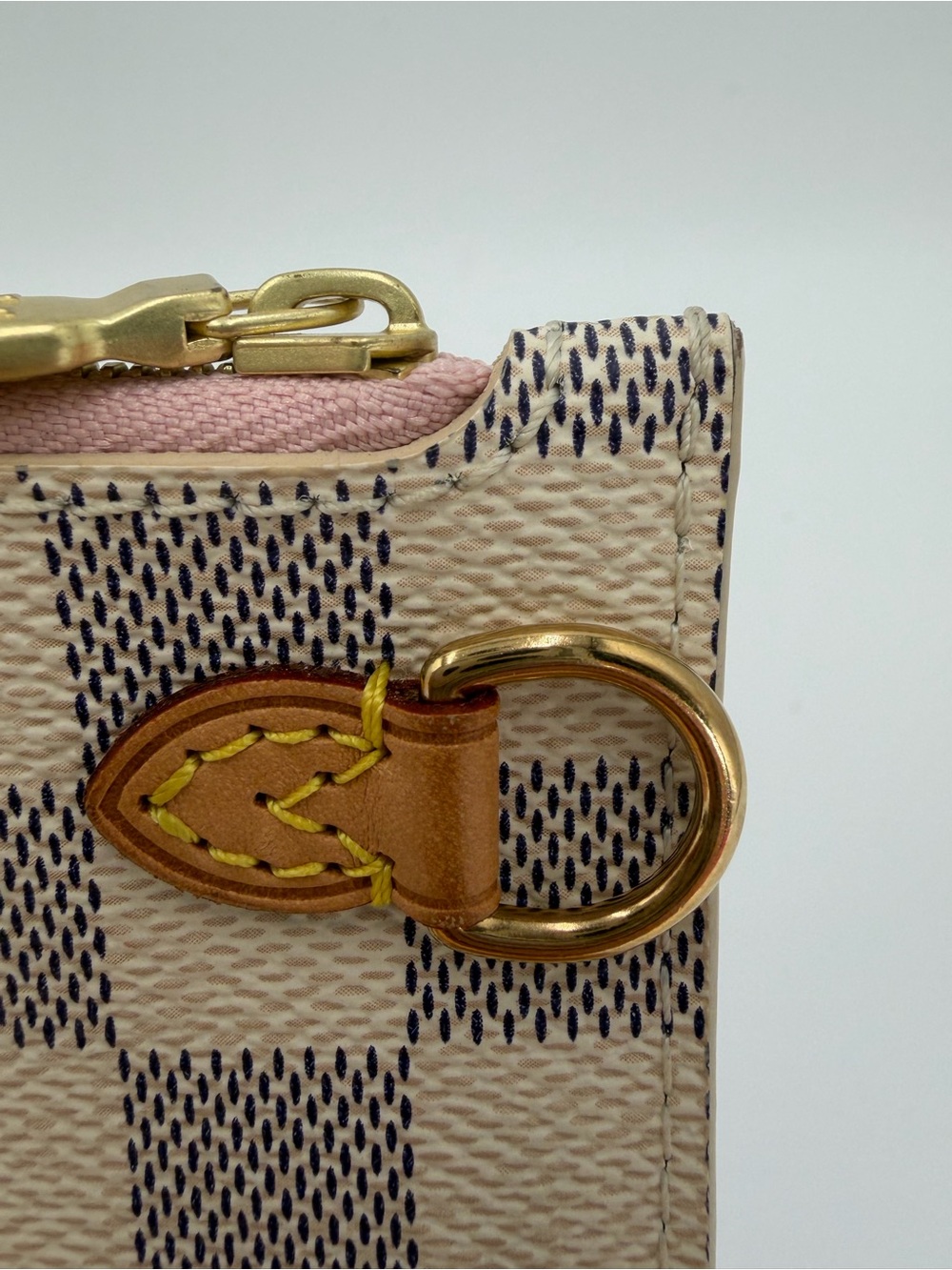 Louis Vuitton Damier Azur Neverfull Pouch - Picture 4 of 15
